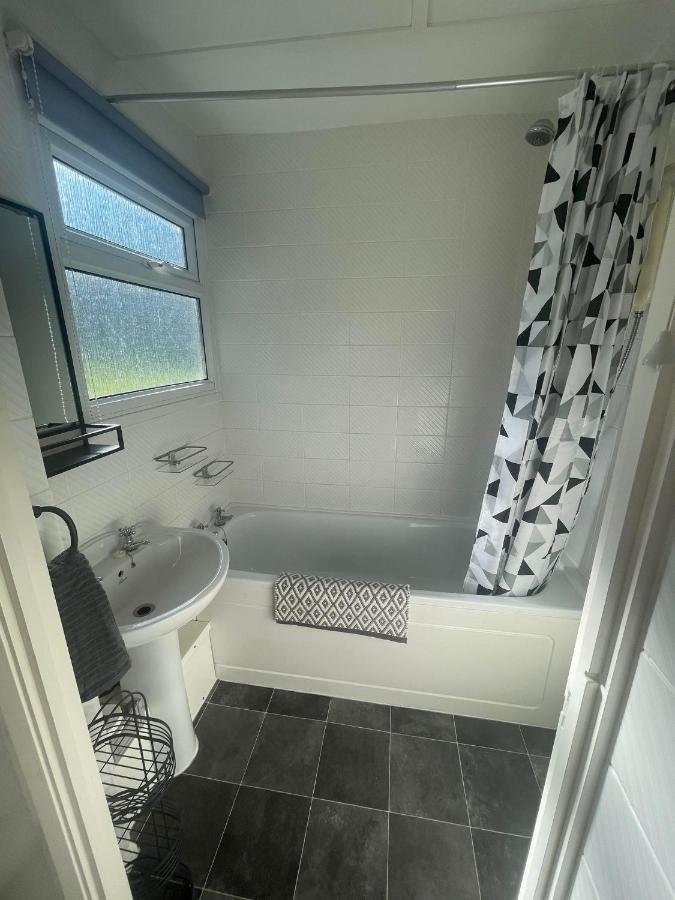 2 Bedroom Holiday Chalet Near Bude Kilkhampton 외부 사진