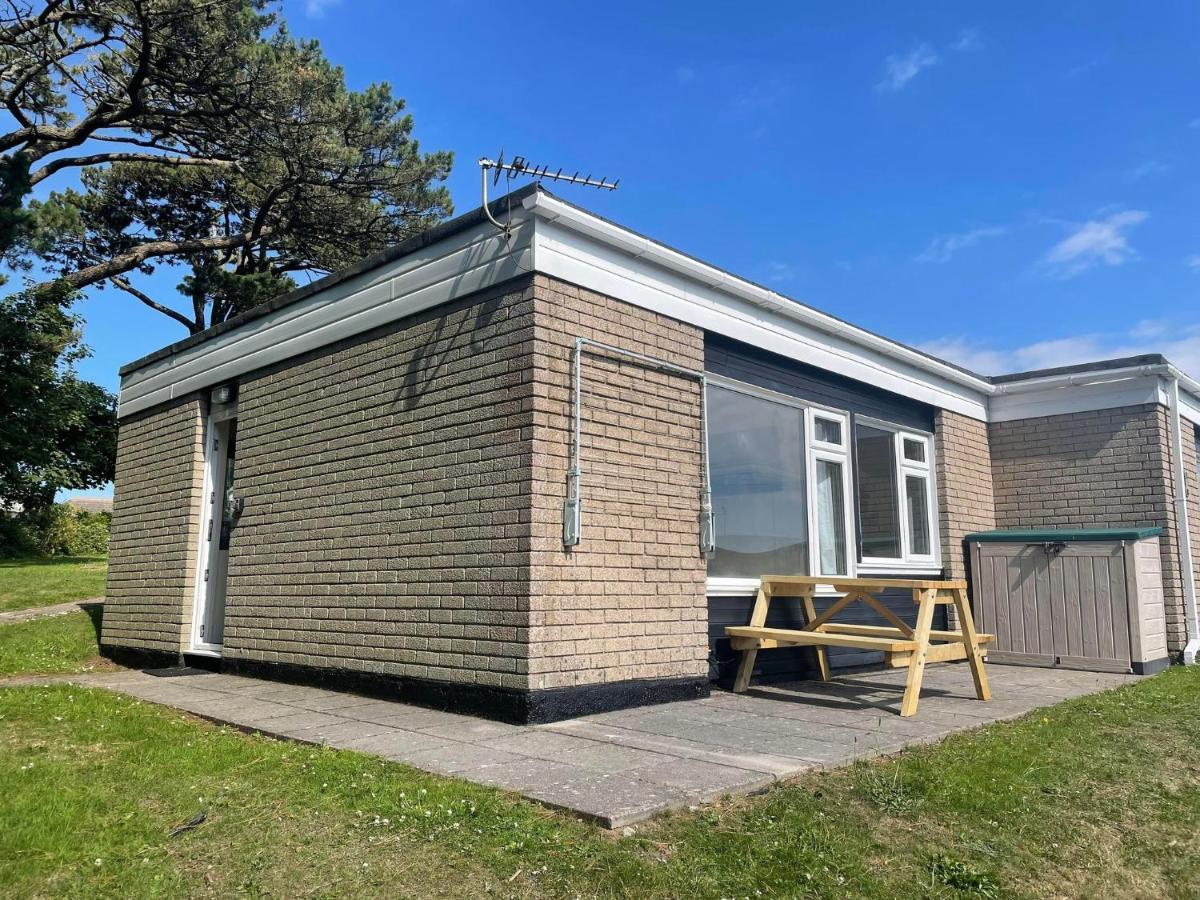 2 Bedroom Holiday Chalet Near Bude Kilkhampton 외부 사진