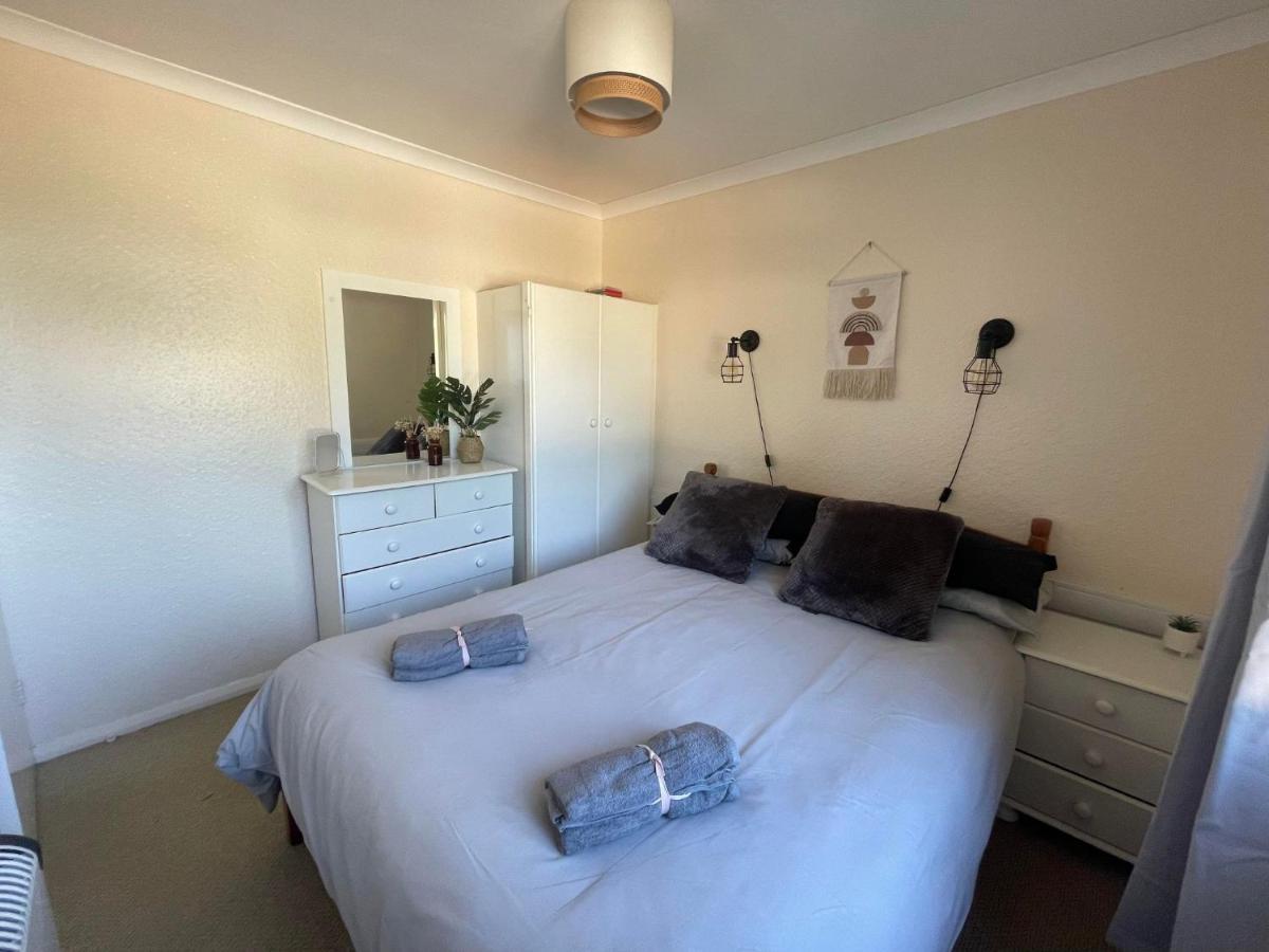 2 Bedroom Holiday Chalet Near Bude Kilkhampton 외부 사진