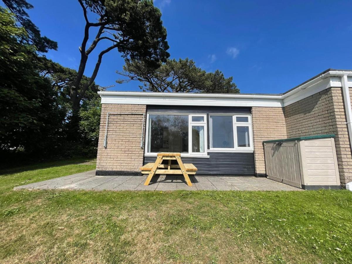 2 Bedroom Holiday Chalet Near Bude Kilkhampton 외부 사진